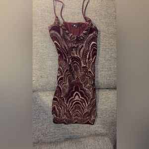 Sequin purple/maroon dress mini!